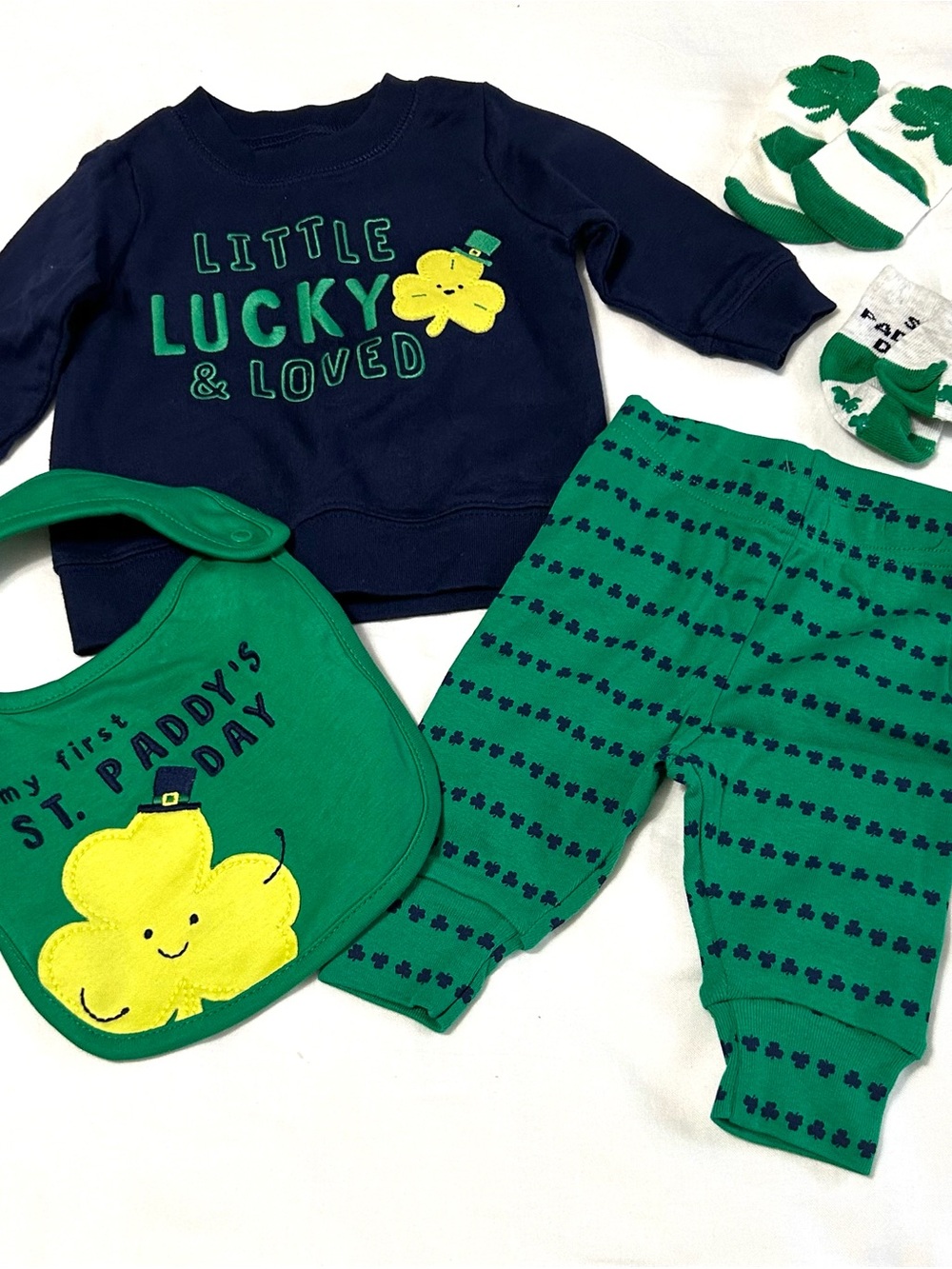 3 Month Carter's St. Patrick's Day Set with Matching Bibs and Socks NEW!